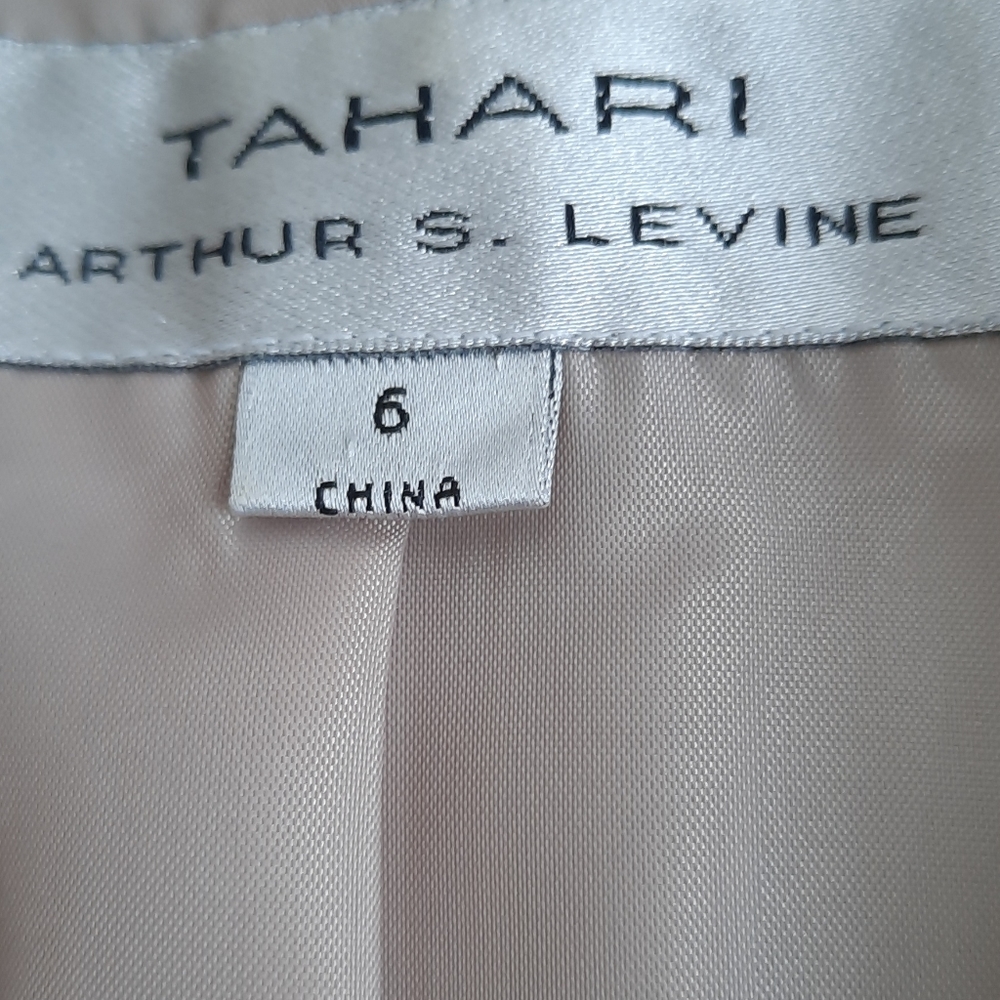 Tahari Taupe Blazer with White Trim and Belt - Picture 3 of 8